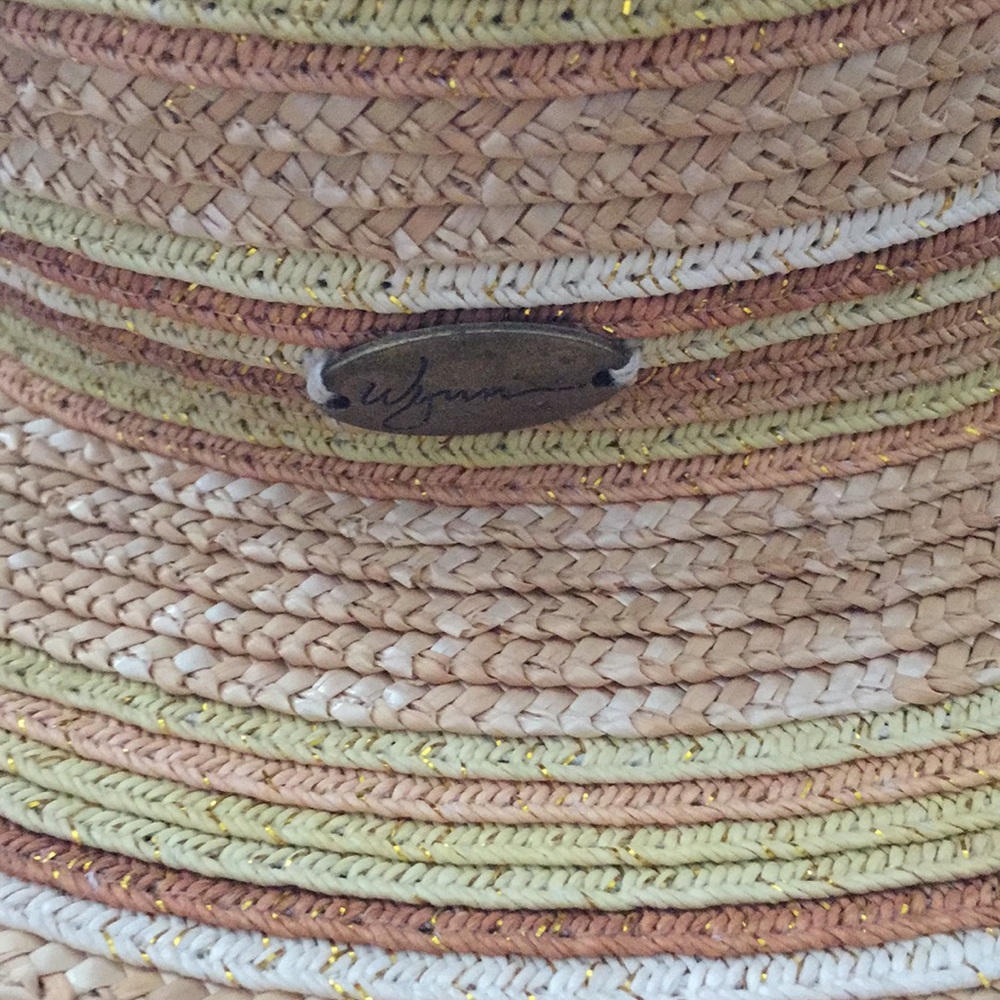 Gorgeous Sun Hat - Picture 5 of 5